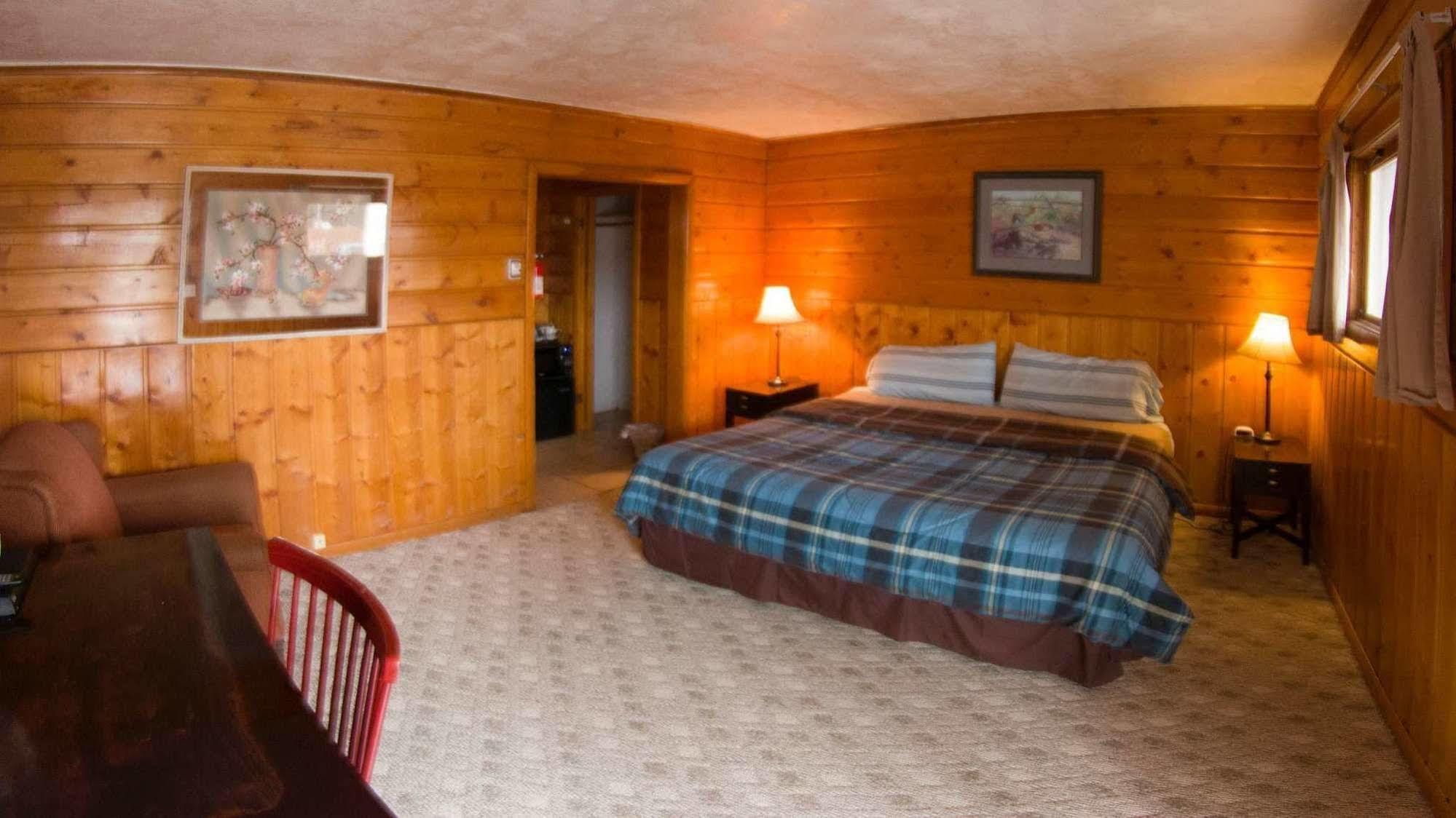 Yellowstone Holiday Motel West Yellowstone Kültér fotó