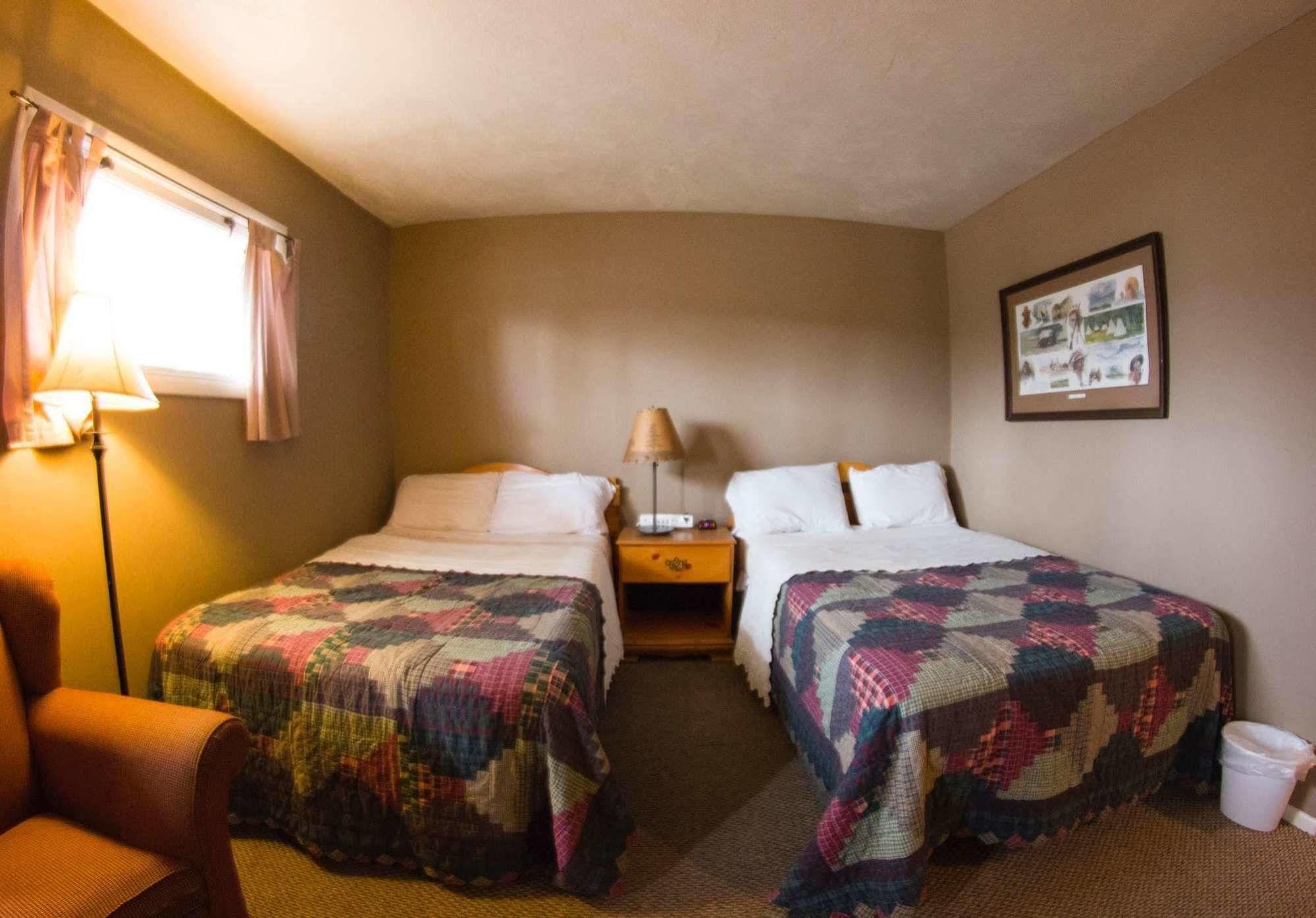 Yellowstone Holiday Motel West Yellowstone Kültér fotó